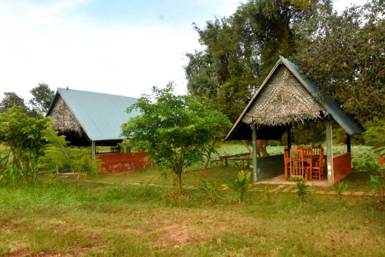 Meegahapokuna Resort Holambra Exterior foto